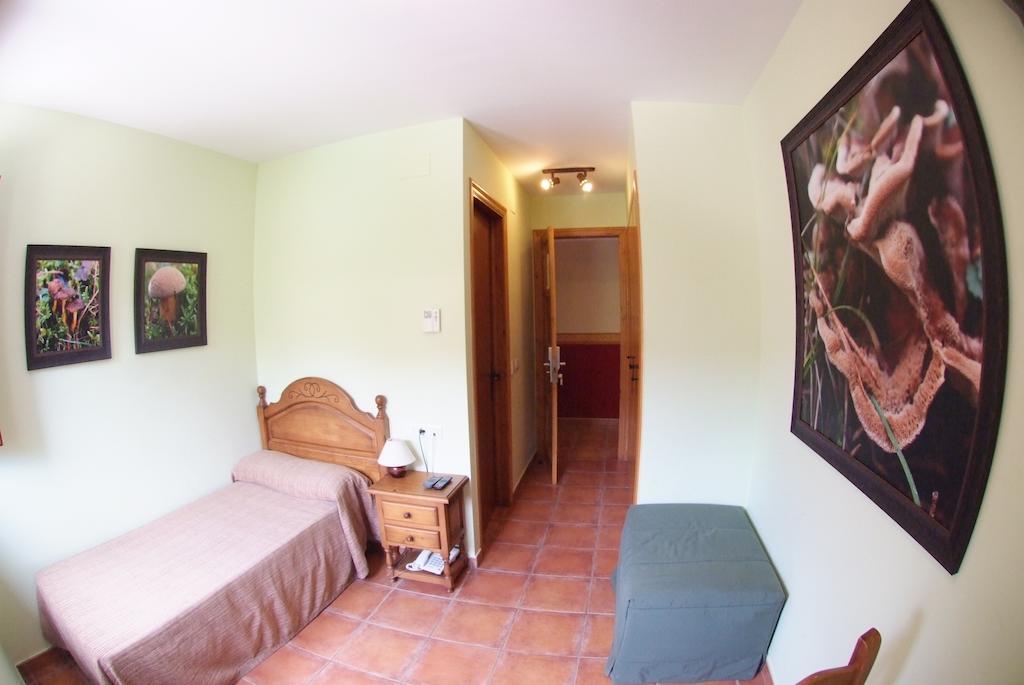 Hotel Casa Duaner Guardiola de Bergueda Quarto foto