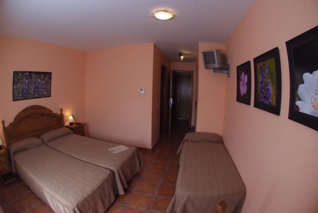 Hotel Casa Duaner Guardiola de Bergueda Quarto foto